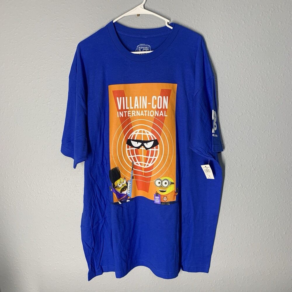 NWT Universal Passholder Villain-Con International Despicable Me Tee Shirt